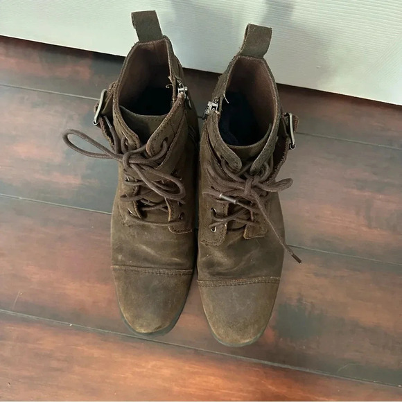 Size 7.5 Mens Banana  Republic Leather Layton Buckle Boot - Picture 7 of 8